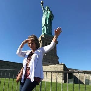 Meet your Posher, Pam